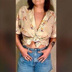 ✨Truly Authentic✨ Handmade🪡 1970’s Women’s Polyester Vintage Blouse🕺🪩